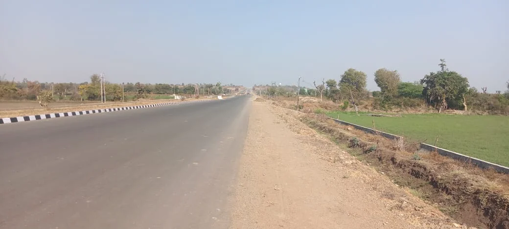 2 Acre Agriculture Land on NH 6 between Amravati Nagpur District